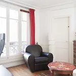 Lovely Apt A Stone\'S Throw From Montmartre