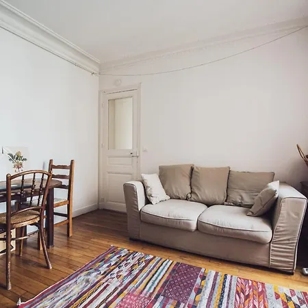 Lovely Apt A Stone's Throw From Montmartre Paris